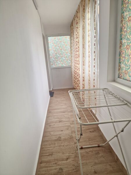 Dristor, Mall Park Lake, la 5 minute metrou