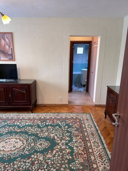 Dristor, Mall Park Lake, la 5 minute metrou