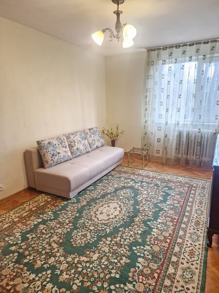 Dristor, Mall Park Lake, la 5 minute metrou